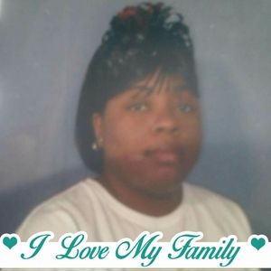 Meet your Posher, Monique